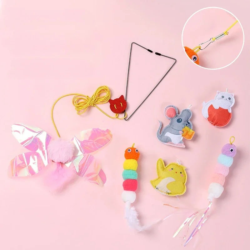 Jouet suspendu en peluche avec corde et clochette